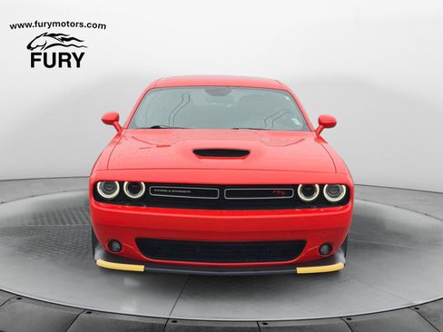 Used 2022 Dodge Challenger R/T RWD image 9
