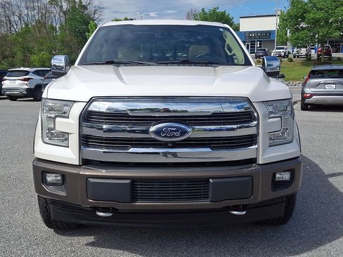 Used 2017 Ford F150 Lariat w/ Equipment Group 502A Luxury AWD/4WD image 2