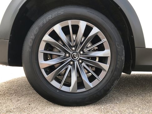 Used 2025 MAZDA CX-70 3.3 Turbo w/ Preferred Package image 9