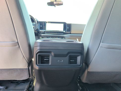 New 2026 Chevrolet Silverado 1500 LT Trail Boss w/ Convenience Package II AWD/4WD image 31