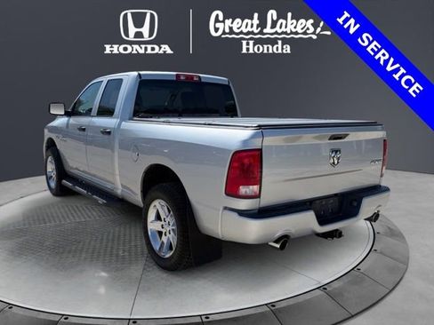 Used 2018 RAM 1500 Express w/ Express Value Package AWD/4WD image 4
