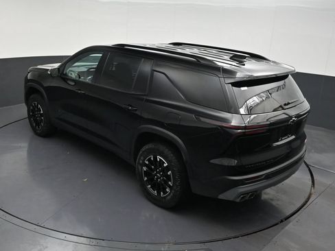 Used 2024 Chevrolet Traverse Z71 w/ Enhanced Driving Package AWD/4WD image 16