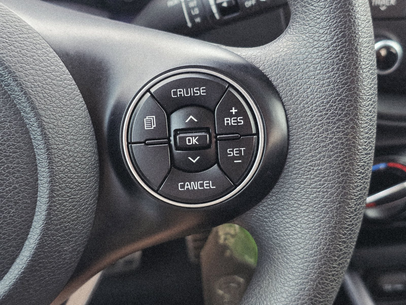 Used 2020 Kia Soul S FWD image 26