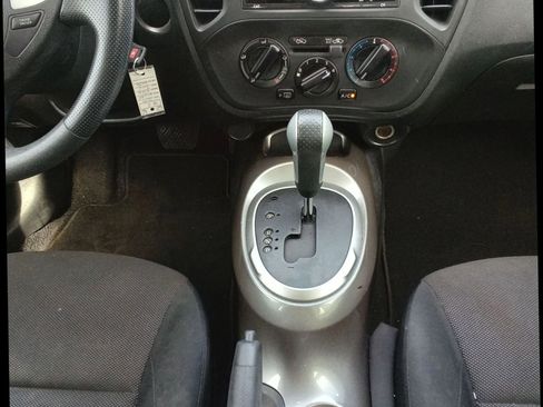 Used 2013 Nissan Juke S image 14