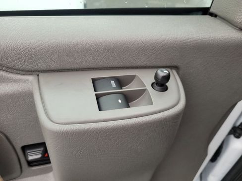 New 2025 Chevrolet Express 2500 w/ Driver Convenience Package image 20