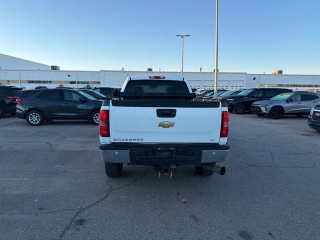 Used 2011 Chevrolet Silverado 2500 LT w/ Interior Plus Package AWD/4WD image 25