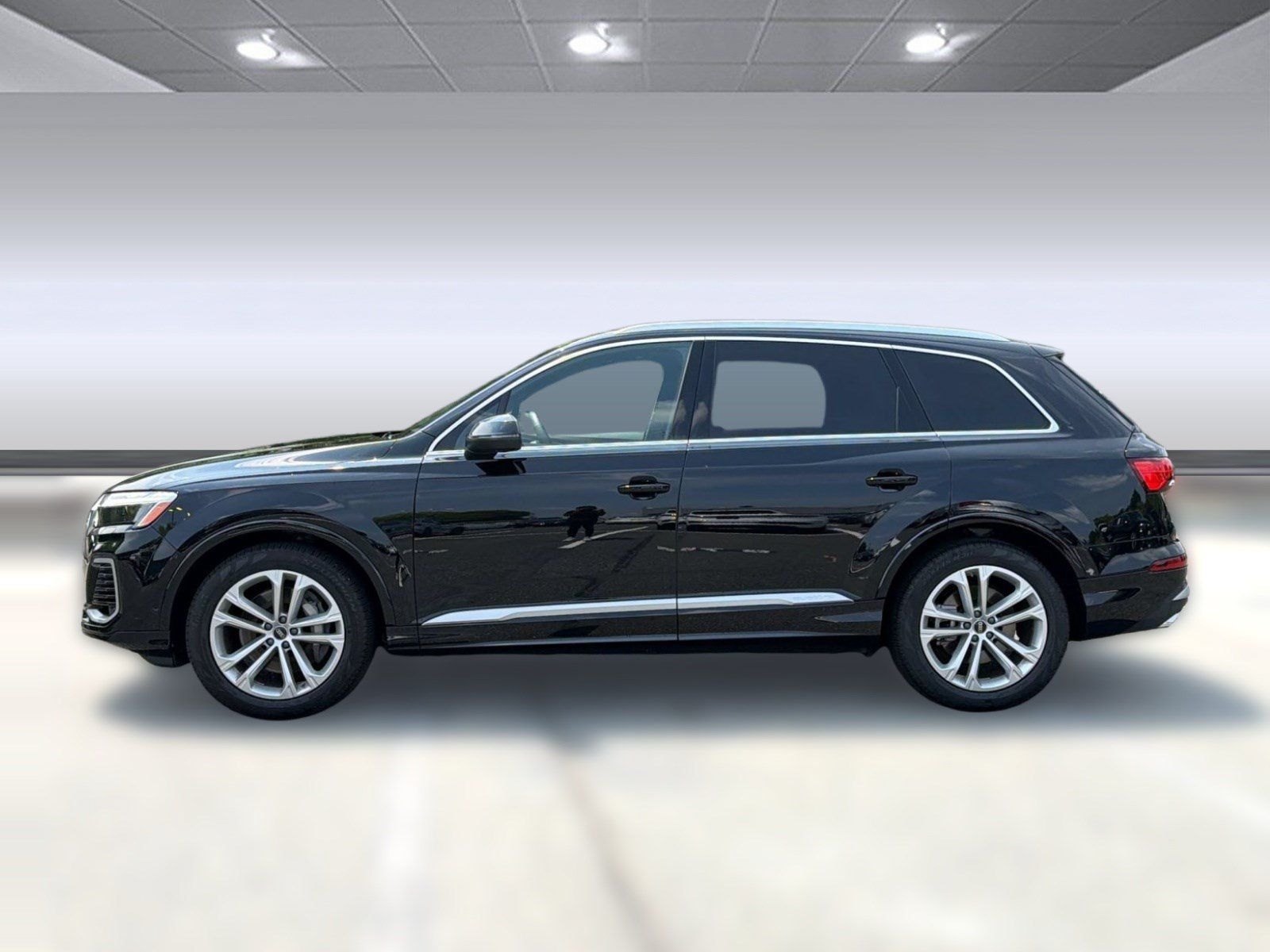 Certified 2026 Audi Q7 2.0T Premium Plus w/ Premium Plus Package AWD/4WD image 2