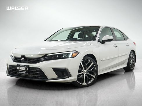 Used 2023 Honda Civic Touring image 1