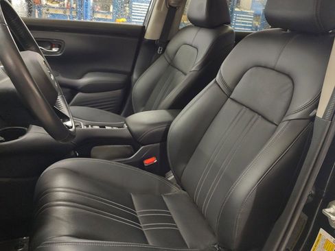 Certified 2023 Honda HR-V EX-L image 2