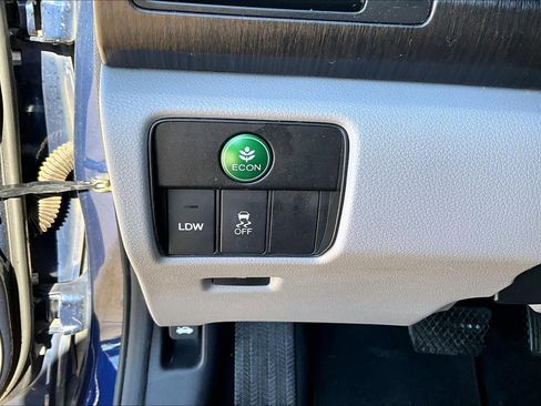 Used 2013 Honda Accord EX-L image 30