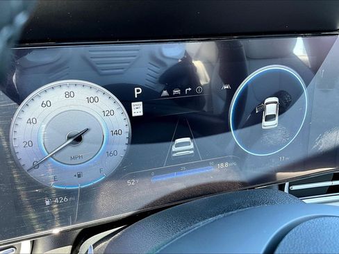 New 2026 Hyundai Elantra Limited FWD image 24