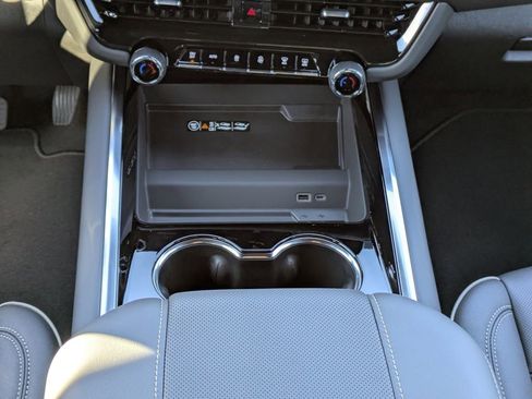 New 2026 Chevrolet Suburban Premier w/ Sun And Tow Package image 20