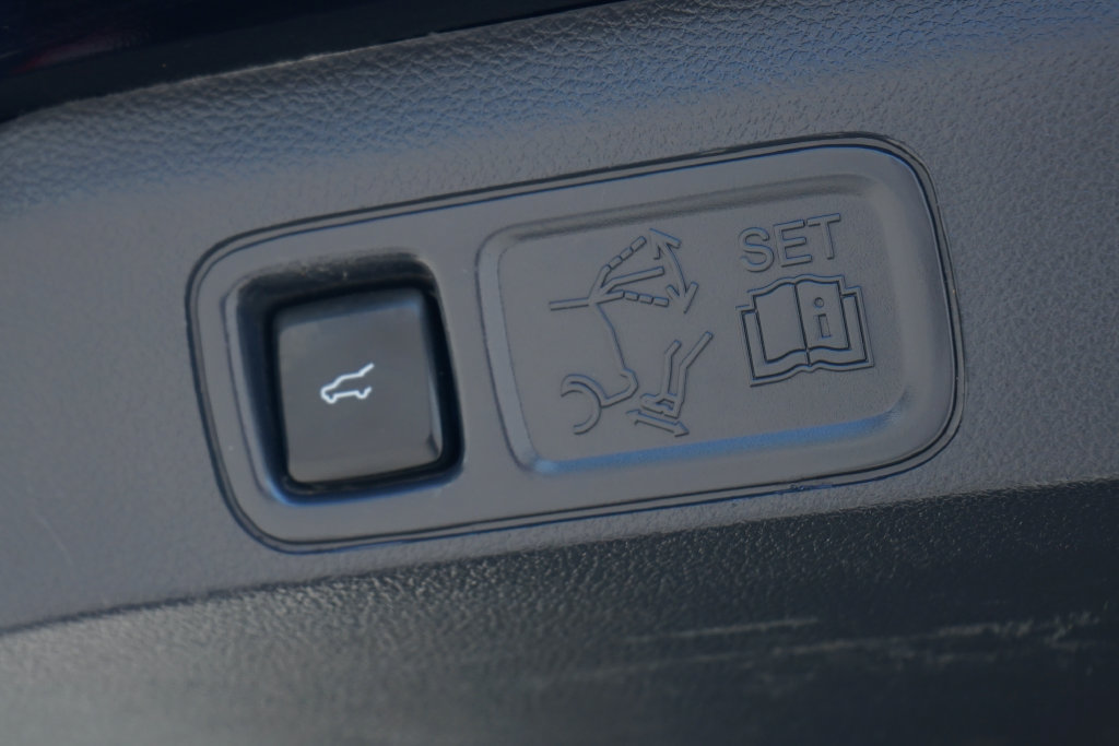 Used 2022 Ford Expedition Max Limited RWD image 13