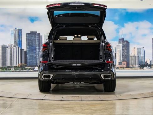 Certified 2026 BMW X5 xDrive40i w/ M Sport Package image 12