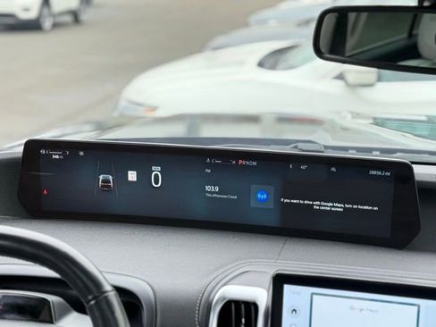 Certified 2025 Ford Expedition Max Platinum image 16