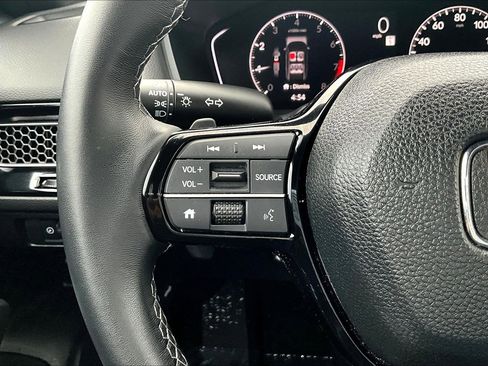 Used 2023 Honda Civic Sport image 19