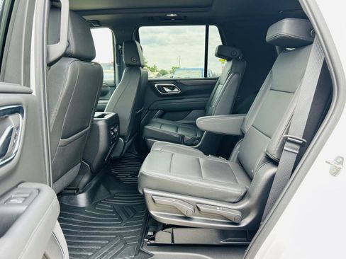 Used 2023 Chevrolet Tahoe Z71 w/ Luxury Package AWD/4WD image 33
