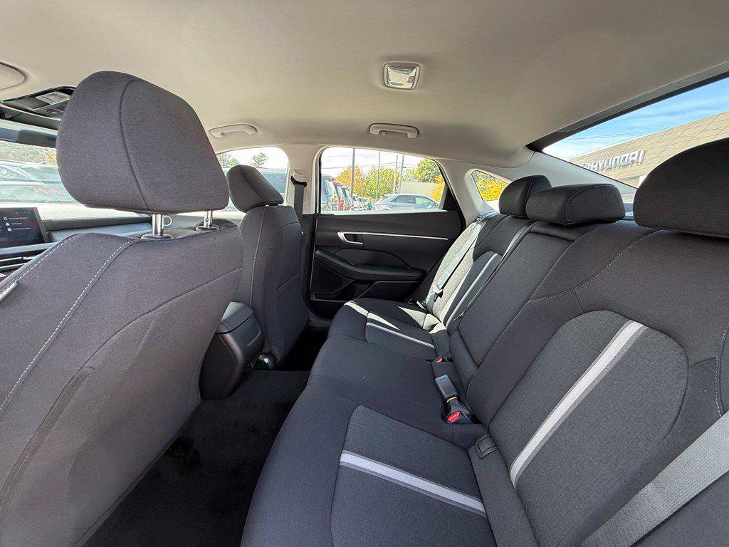 New 2026 Hyundai Sonata SEL AWD/4WD image 16