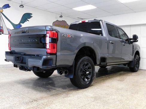 Used 2025 Ford F250 Platinum image 6