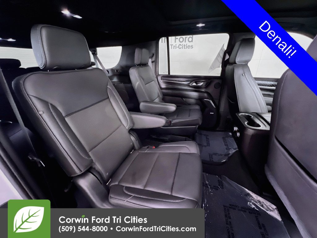 Used 2021 GMC Yukon XL Denali AWD/4WD image 17