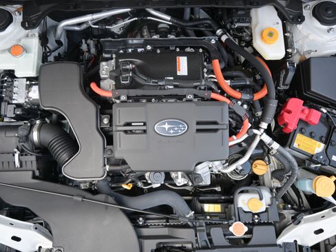 Used 2025 Subaru Forester Limited image 36