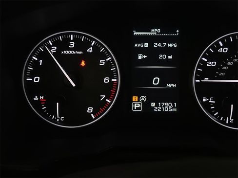 Used 2025 Subaru Outback Premium image 12