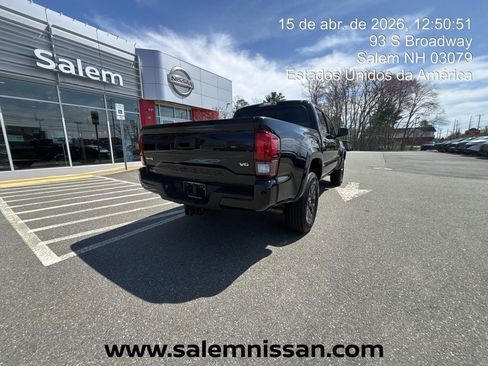 Used 2023 Toyota Tacoma SR5 w/ Technology Package image 18