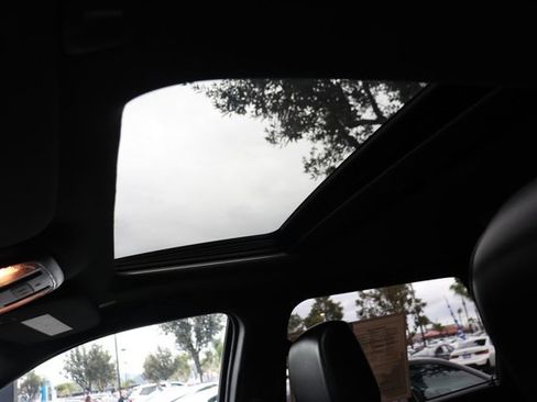 Used 2024 Dodge Durango GT image 27