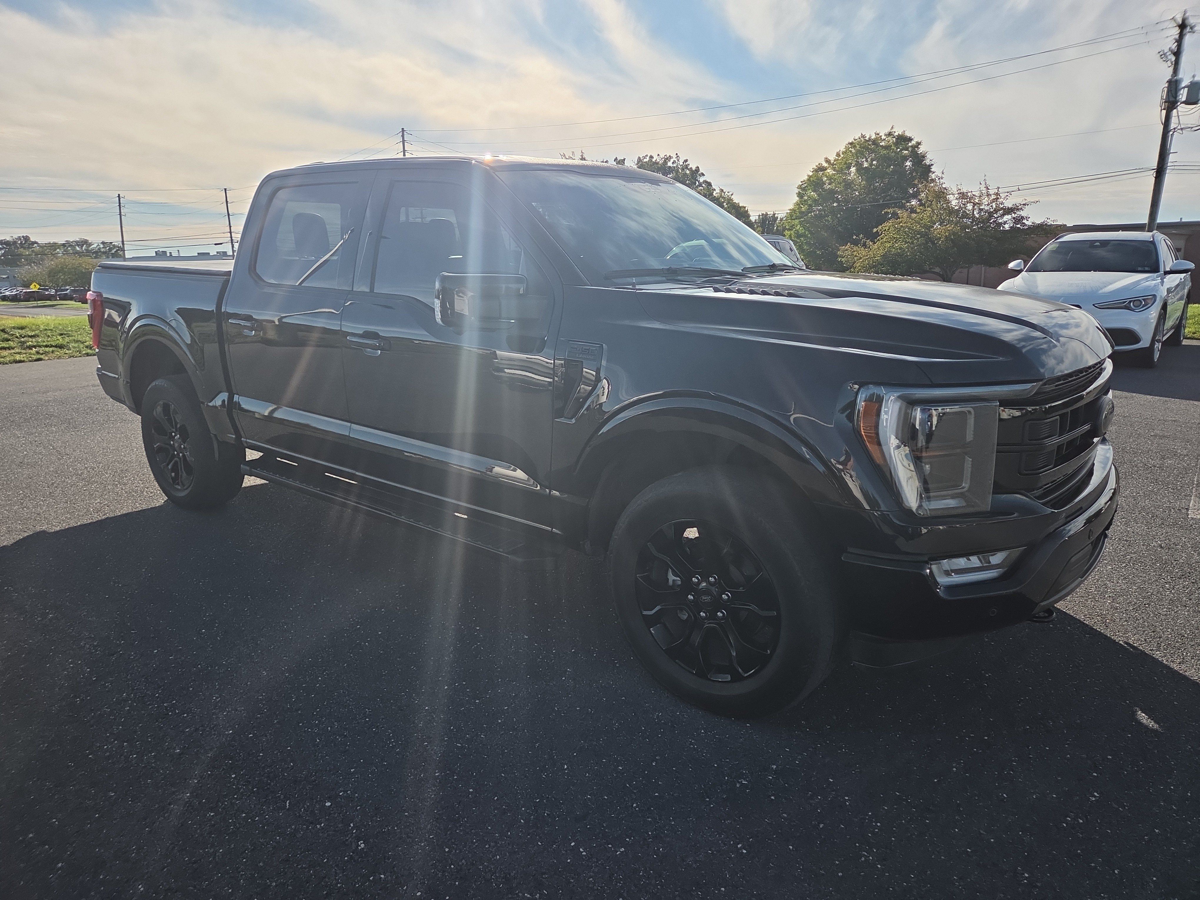 Used 2023 Ford F150 Lariat w/ Equipment Group 502A High AWD/4WD image 19
