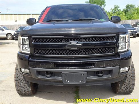 Used 2011 Chevrolet Silverado 1500 LTZ w/ LTZ Plus Package AWD/4WD image 2