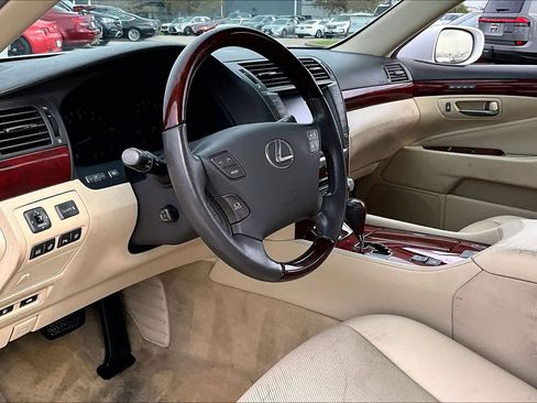 Used 2012 Lexus LS 460 AWD image 14