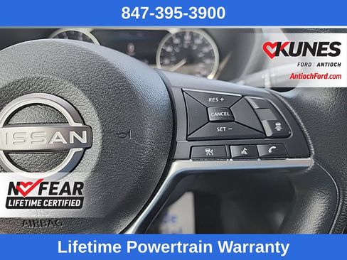 Used 2024 Nissan Sentra SV FWD image 28