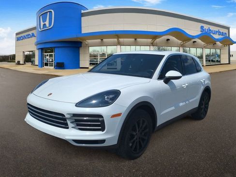 Used 2020 Porsche Cayenne S image 4