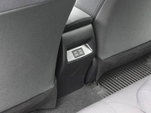 Certified 2026 Toyota Corolla LE FWD image 27