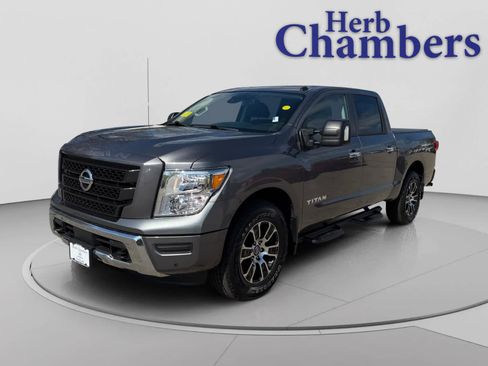 Used 2021 Nissan Titan SV w/ SV Convenience Package AWD/4WD image 10