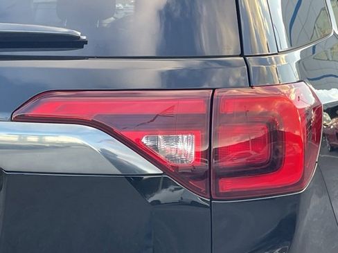 Certified 2017 GMC Acadia SLT image 26