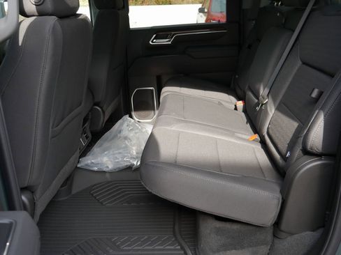 New 2026 Chevrolet Silverado 3500 LT w/ Trail Boss Package image 25