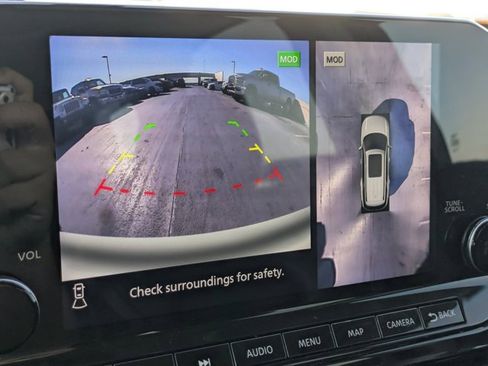 Used 2023 Nissan Pathfinder SL w/ SL Premium Package image 19