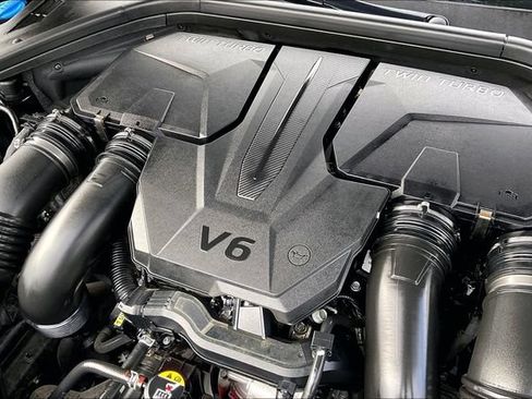 Used 2023 Genesis GV70 3.5T Sport w/ Sport Prestige Package AWD/4WD image 31