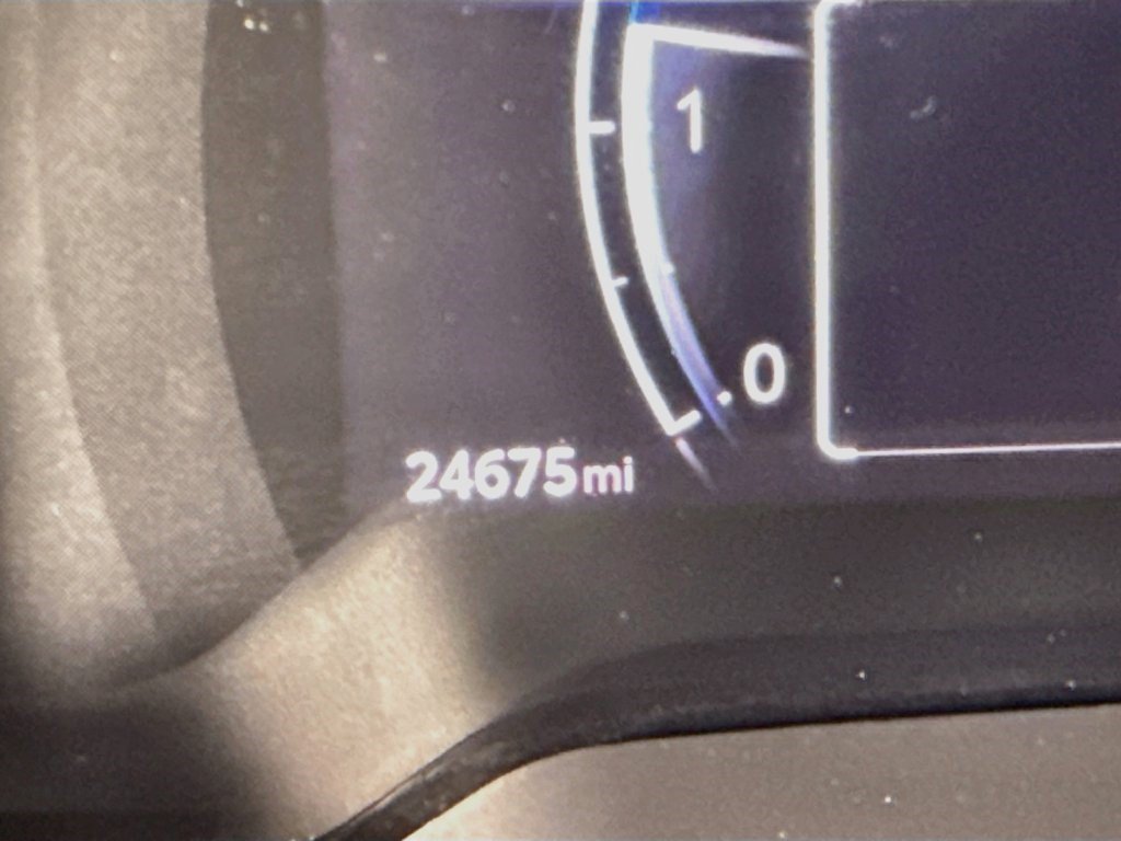 Used 2026 Toyota Corolla Cross LE FWD image 15