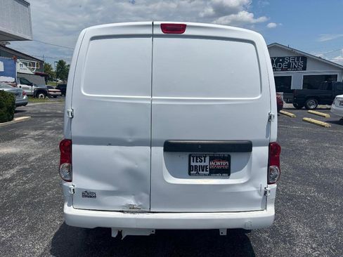 Used 2018 Nissan NV200 S image 7