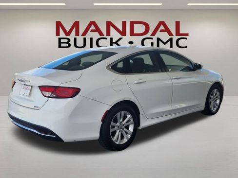 Used 2016 Chrysler 200 Limited FWD image 5