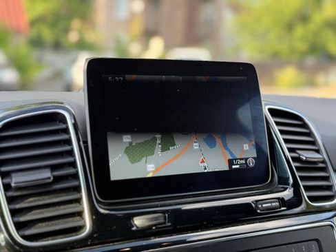 Used 2018 Mercedes-Benz GLE 350 4MATIC image 20