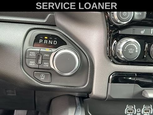 Used 2025 RAM 1500 4x4 Crew Cab image 19