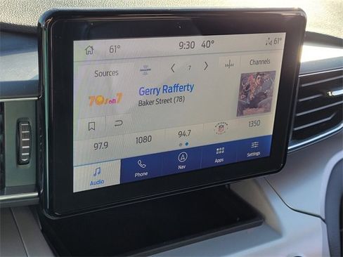 Used 2024 Ford Explorer XLT w/ Equipment Group 202A image 17