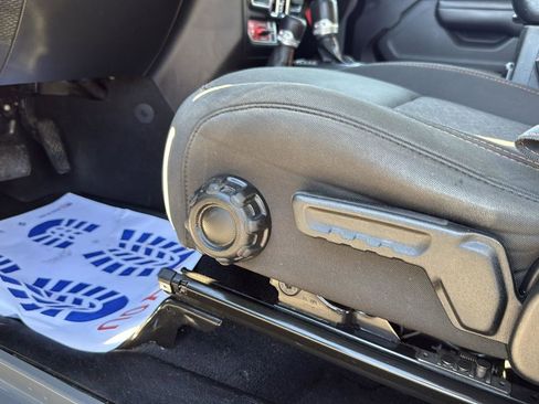 Used 2021 Jeep Gladiator Mojave image 11