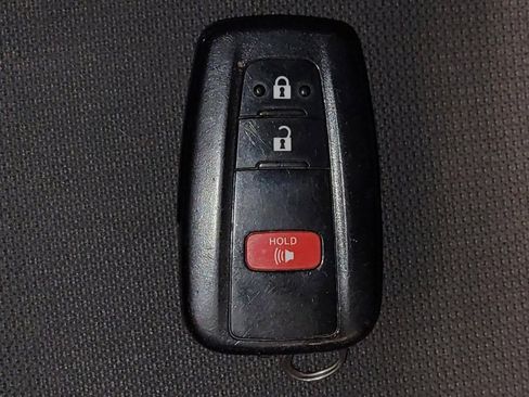 Used 2021 Toyota Corolla SE FWD image 32