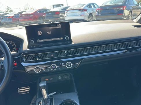 Used 2024 Honda Civic Sport image 18