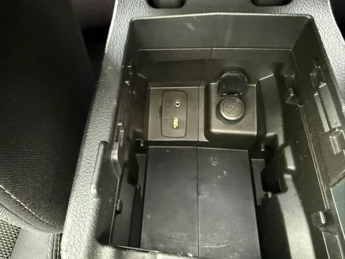 Used 2014 Subaru Crosstrek 2.0i Premium w/ Moonroof Package AWD/4WD image 33