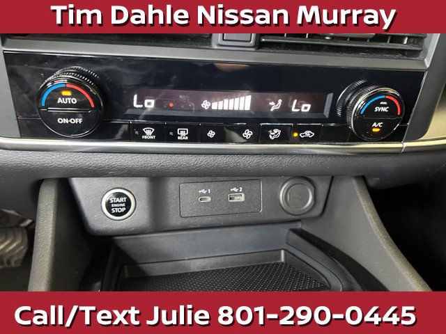 Used 2023 Nissan Rogue SV FWD image 29